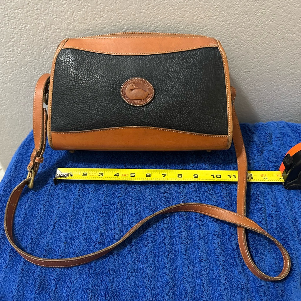 Vintage Dooney & Bourke Purse In Navy With Tan
